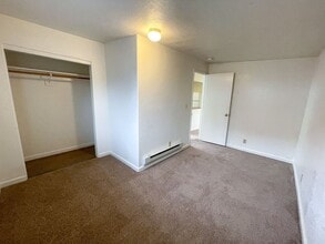 1160 San Pablo Ave in Seaside, CA - Building Photo - Building Photo