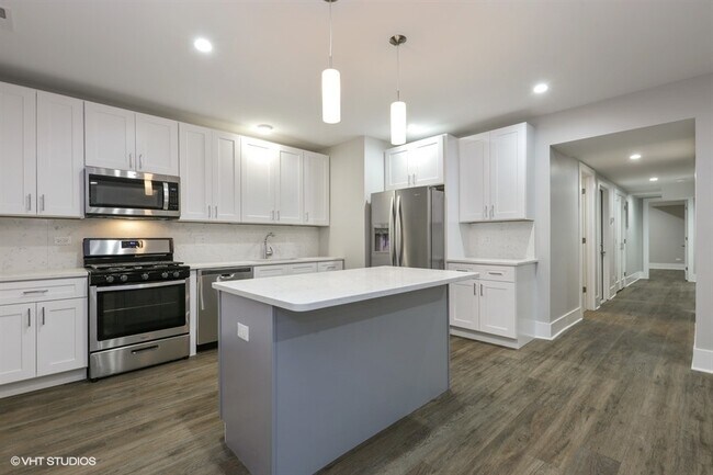 639 W Deming Pl-Unit -G in Chicago, IL - Building Photo - Building Photo