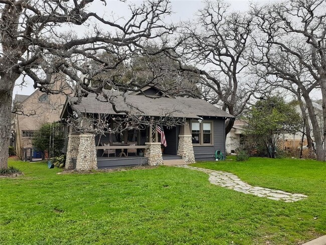 3414 Bridle Path in Austin, TX - Building Photo - Building Photo