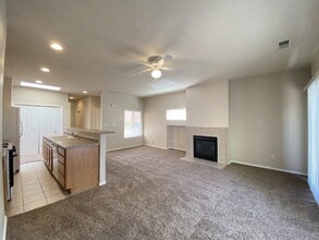 4417 Sunflower Ct SE in Rio Rancho, NM - Building Photo - Building Photo