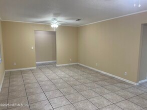 3528 Jacona Dr in Jacksonville, FL - Foto de edificio - Building Photo