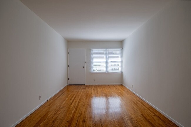 922 1/2-922 1/2 S Juanita Ave in Redondo Beach, CA - Building Photo - Building Photo