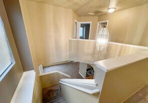 2104 N Yellowstone St in Ellensburg, WA - Building Photo