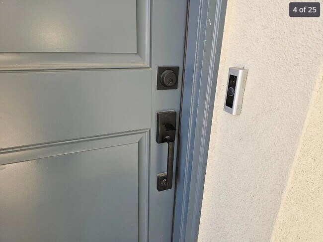 607 Middlebrook Rd, Unit 1 BED APT AT CSSM  KAISER in San Marcos, CA - Building Photo - Building Photo