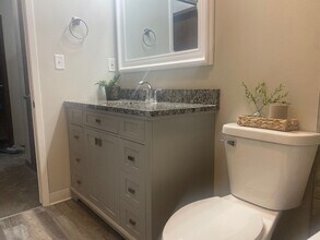 4303 48th St in Des Moines, IA - Foto de edificio - Building Photo