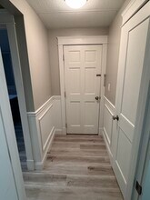 38 Moseley Ave, Unit #1 in Newburyport, MA - Foto de edificio - Building Photo