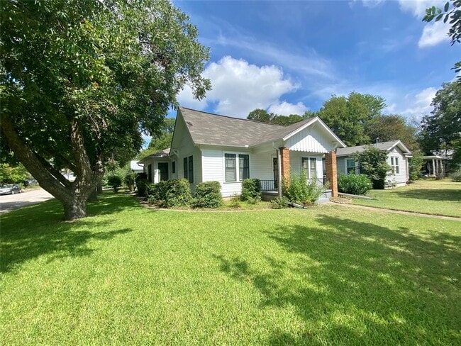 2800 Dancy St in Austin, TX - Building Photo - Building Photo