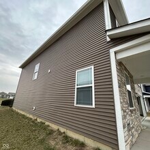 1913 Downey Ln in Greenfield, IN - Building Photo - Building Photo