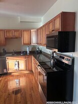 252 Warren St in Boston, MA - Building Photo