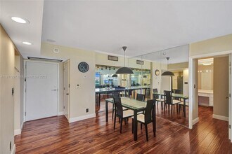 20225 NE 34th Ct in Miami, FL - Building Photo - Building Photo