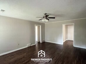 5999 Pebblehill Dr in Bartlett, TN - Building Photo - Building Photo