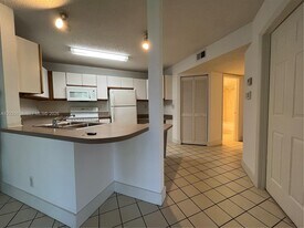 4035 W McNab Rd in Pompano Beach, FL - Building Photo