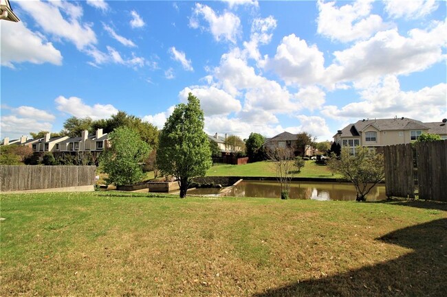 4448 Jardin St in Irving, TX - Building Photo - Building Photo
