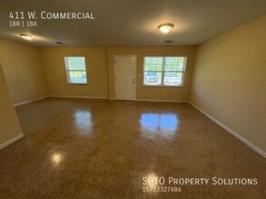 411 W Commercial St in Charleston, MO - Building Photo - Building Photo
