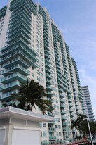 650 West Ave, Unit 810 in Miami Beach, FL - Building Photo