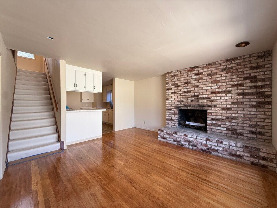 1818 Stuart St in Berkeley, CA - Building Photo