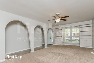 522 Ballwood Dr in Ballwin, MO - Building Photo - Building Photo