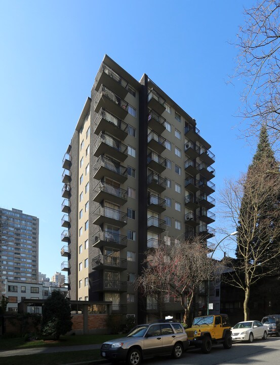 Esticana in Vancouver, BC - Building Photo