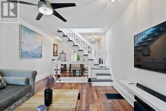7 Norway Ave in Toronto, ON - Building Photo - Building Photo