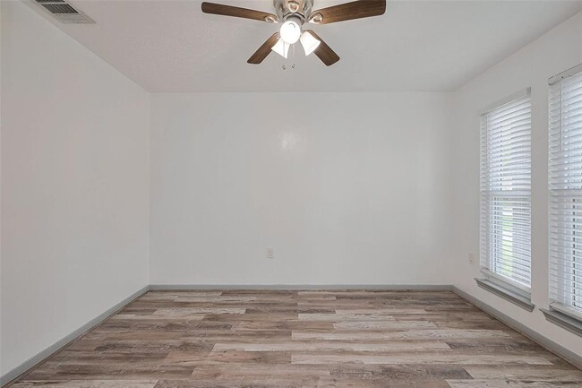 9858 Sageaspen Ln in Houston, TX - Building Photo - Building Photo