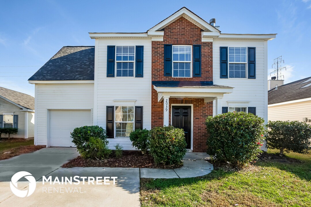 2039 Pimpernel Rd in Charlotte, NC - Building Photo
