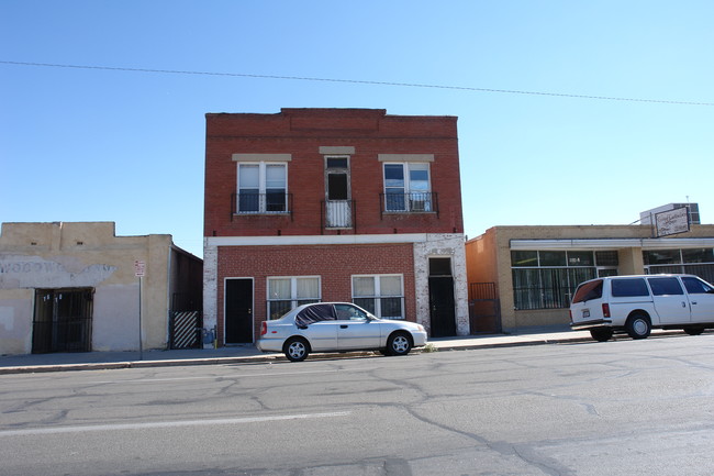 1606 E Yandell Dr in El Paso, TX - Building Photo - Building Photo