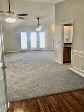 5378 Harbourwatch Way, Unit 303 in Mason, OH - Foto de edificio - Building Photo