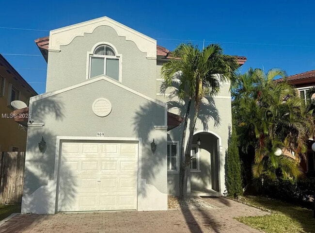 property at 909 NE 41st Ter