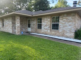 219 Glencroft Ct in Huffman, TX - Building Photo