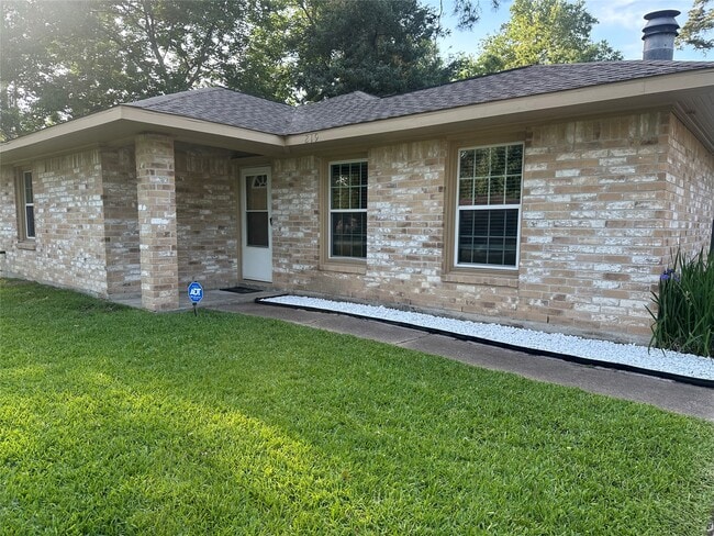 property at 219 Glencroft Ct