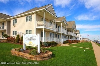 605 Ocean Ave in Belmar, NJ - Building Photo - Building Photo