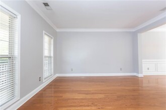 2212 Caneridge Ct in Marietta, GA - Foto de edificio - Building Photo