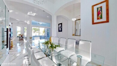 11910 Osprey Cir in Lake Worth Beach, FL - Foto de edificio - Building Photo