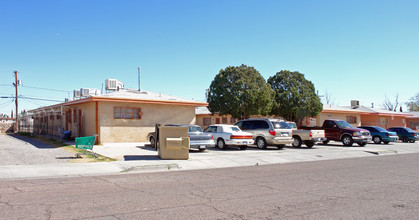 8718 Lawson Dr in El Paso, TX - Building Photo - Building Photo