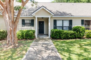 905 Burnley Rd in Charleston, SC - Building Photo
