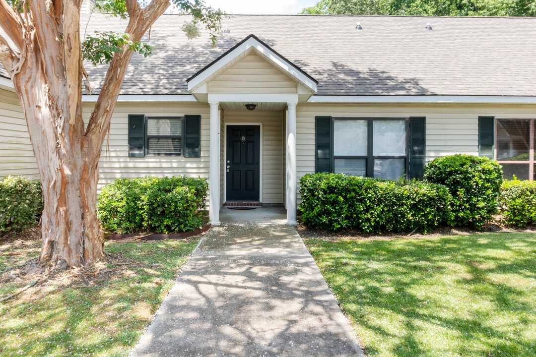 905 Burnley Rd in Charleston, SC - Foto de edificio
