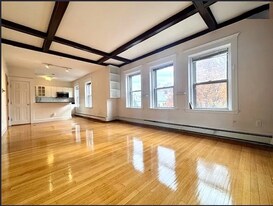 19 South St in Boston, MA - Building Photo