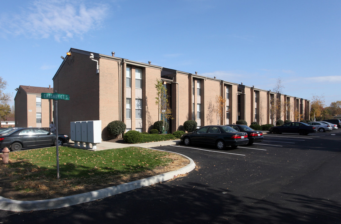 The Crossroads Apartments in Columbus, OH - Building Photo