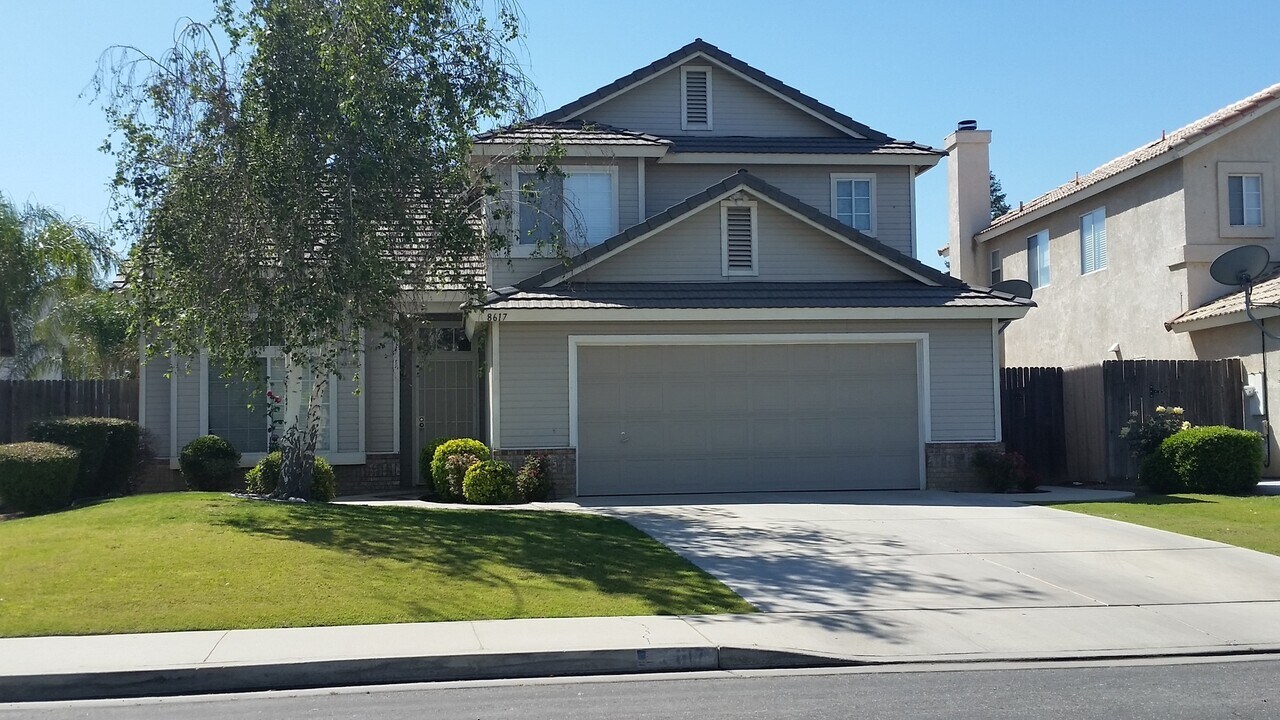 8617 Beaver Dr in Bakersfield, CA - Building Photo