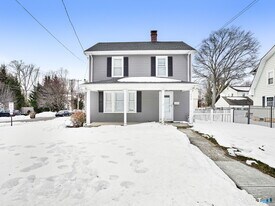 229 Southfield Ave in Stamford, CT - Building Photo