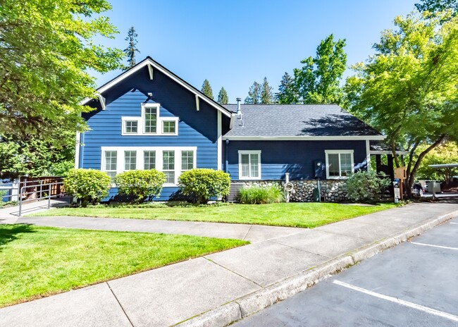 Stillwater Apartments in Hillsboro, OR - Foto de edificio - Building Photo