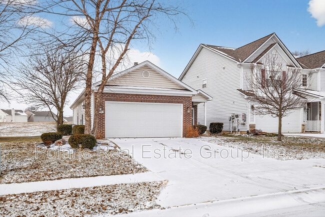 3696 White Cliff Way in Whitestown, IN - Building Photo - Building Photo