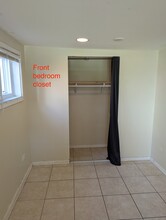 2341 W 18th Pl, Unit G in Chicago, IL - Building Photo - Building Photo