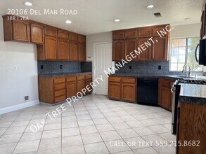 20106 Del Mar Rd in Madera, CA - Foto de edificio - Building Photo