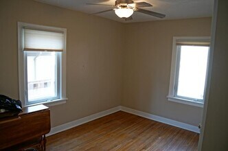 2095 Wellesley Ave, Unit Unit1 in St. Paul, MN - Building Photo - Building Photo