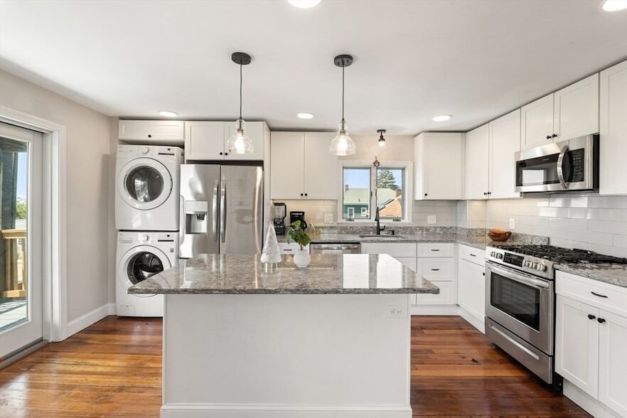 159 Cowper St, Unit 3 in Boston, MA - Building Photo