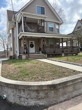 117 Atwater Ave, Unit 3rd FL in Derby, CT - Foto de edificio - Building Photo
