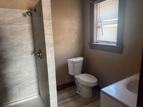 114 S 12th St in St. Joseph, MO - Building Photo - Building Photo