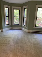16 Wellington St, Unit 4 in Boston, MA - Foto de edificio - Building Photo