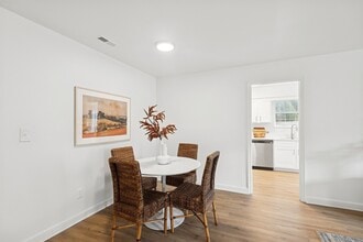ReNew Little Creek in Norfolk, VA - Foto de edificio - Building Photo